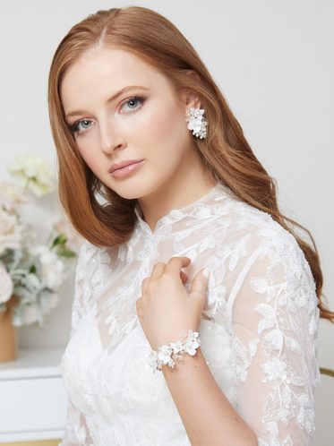 Four Piece Necklace Earring Ring Bracelet Zircon Jewelry Set Bridal Wedding  Set - China Bridal Jewelry and Gemstone Jewelry price | Made-in-China.com