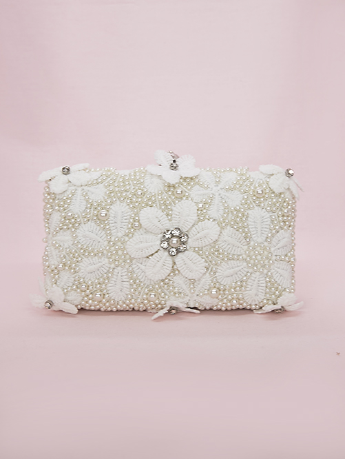 White Sequin Bridal Clutch | Bridal clutch, Bridal clutch purse, Bridal  inspiration