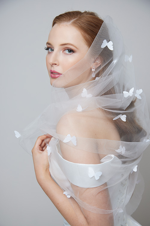https://www.leahsdesigns.com.au/wp-content/uploads/2023/03/Leah-S-Designs-bridal-veils.jpg